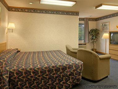 Days Inn By Wyndham Farmer City Quarto foto